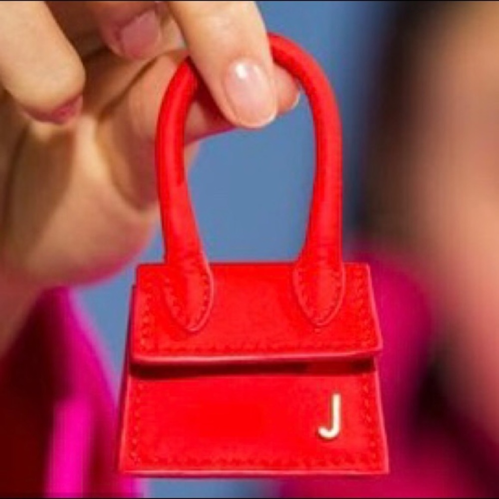 Meet your Posher, Julie